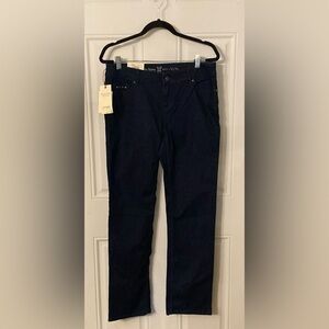 NWT Vera Wang Stud Detail Dark Wash Straight Leg Jeans